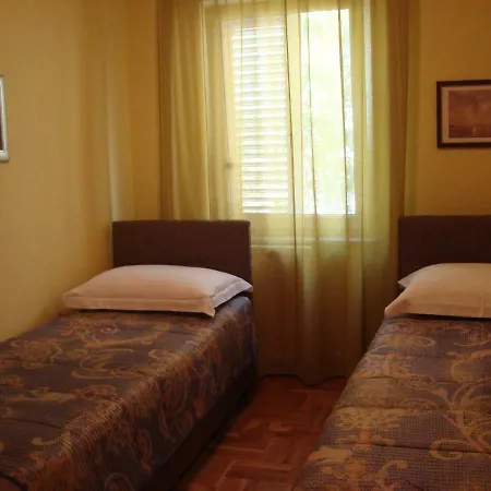 Apartmán Eja *