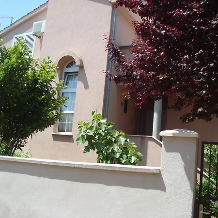 Apartment Eja *