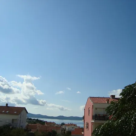 Apartment Eja *